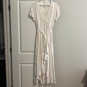White maternity dress from Isabel MATERNITY by Ingrid & Isabel size large
